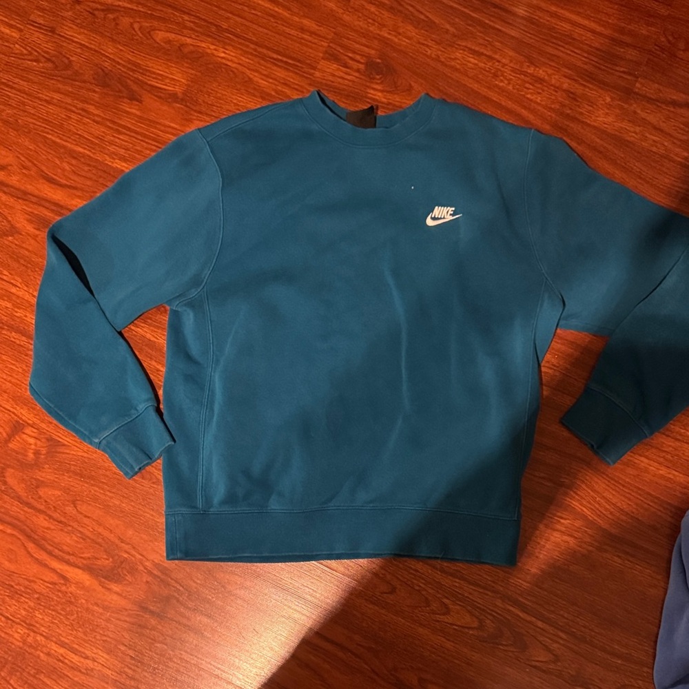 Nike Men's Deep Teal Crewneck Sweater size MEDIUM